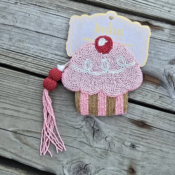 Viral Cupcake Cherry Pink Beaded Coin Purse Pouch India Handmade Wandering Moon - Picture 1 of 4